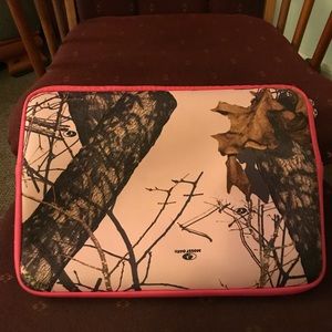 Pink Camo Laptop Case
